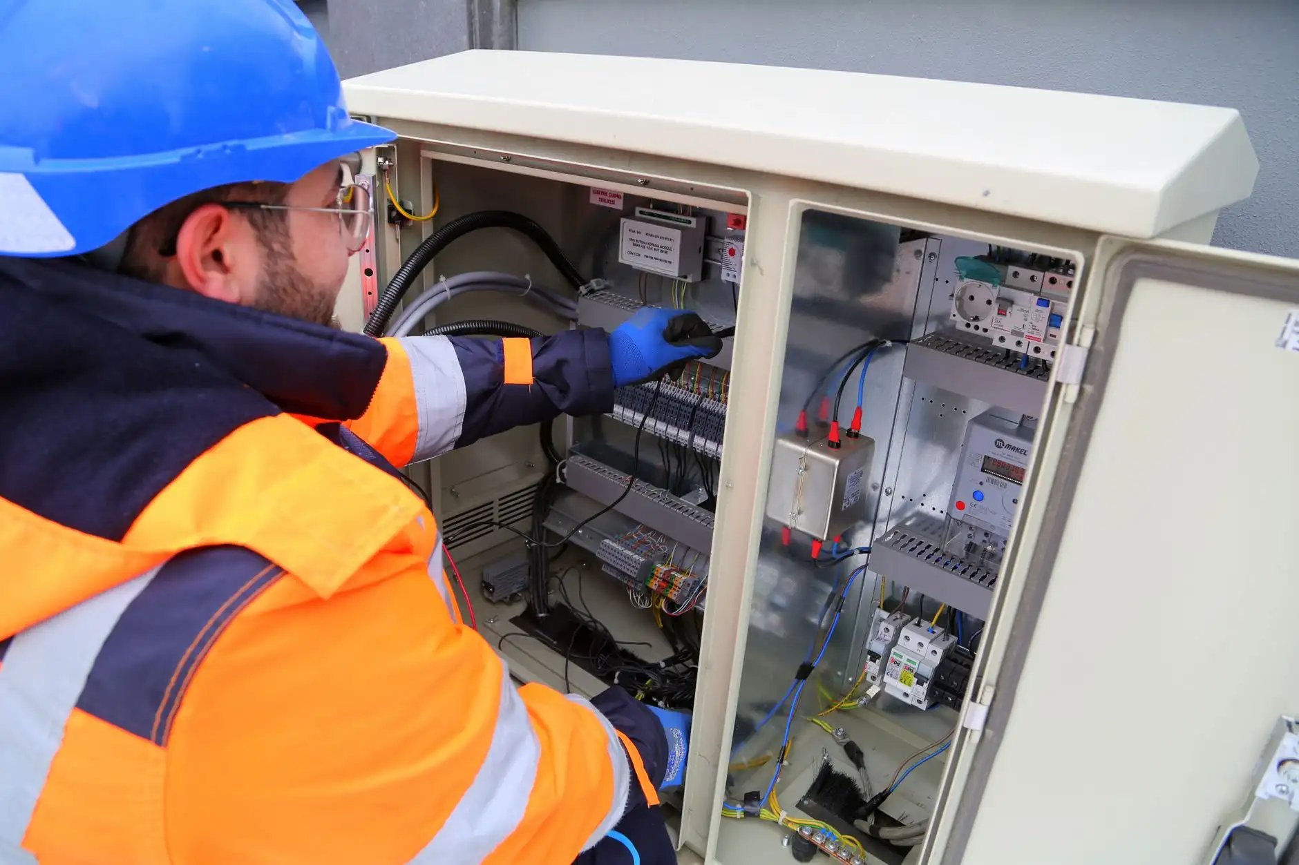 广西通信基站建设技术升级：从4G补盲到5G深度覆盖的关键路径正文配图 1