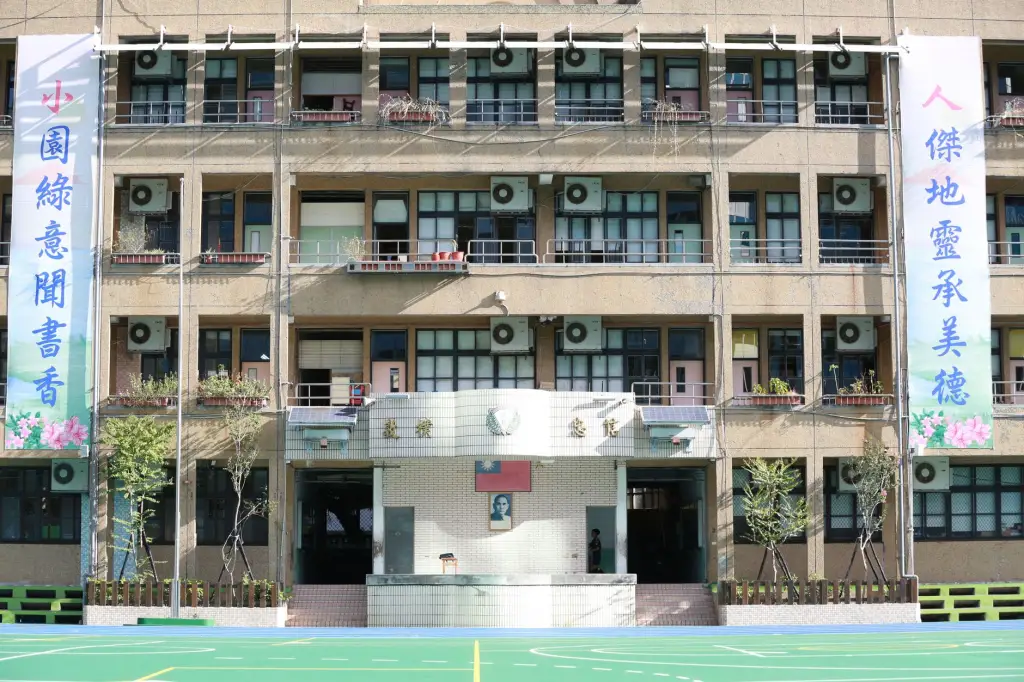 广西南宁通信基站建设施工流程与信号覆盖质量提升要点解析封面图